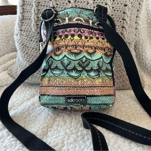 Sakroots Artist Circle Coated Canvas Peace Elephant Print Crossbody Bag Purse - Picture 6 of 16